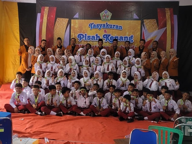 ACARA TASYAKURAN PISAH KENANG SISWA KELAS 6